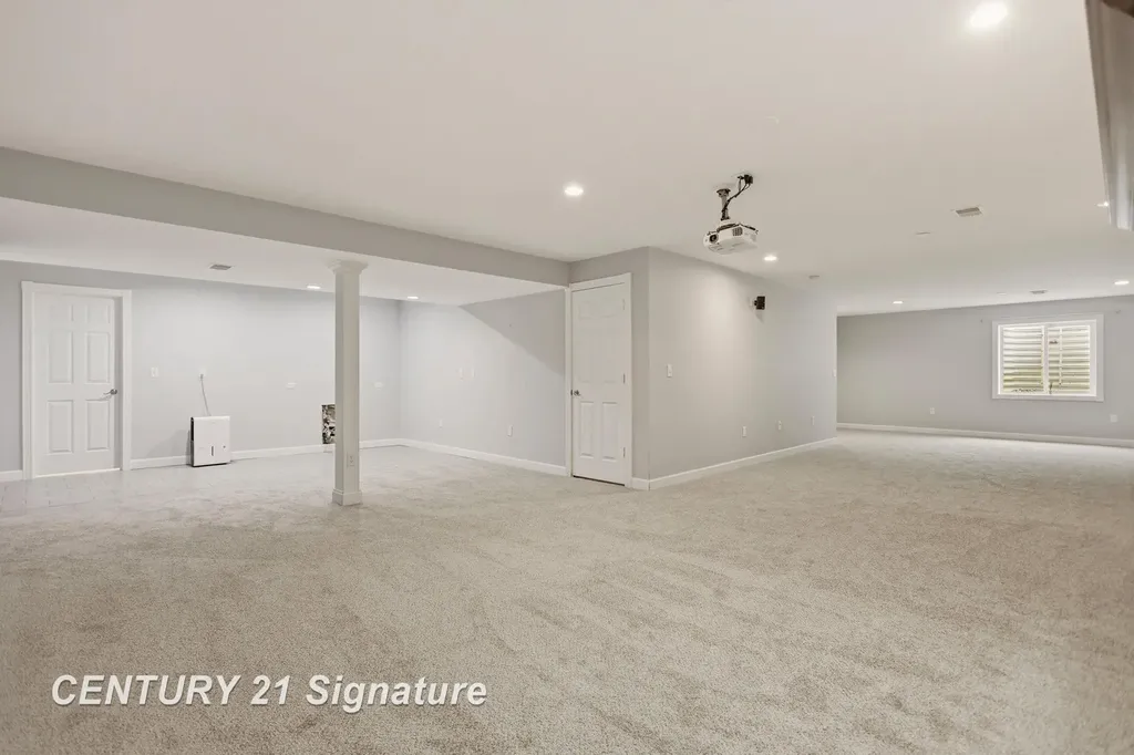 5570 Blackberry Road Saginaw Charter Township MI 48603