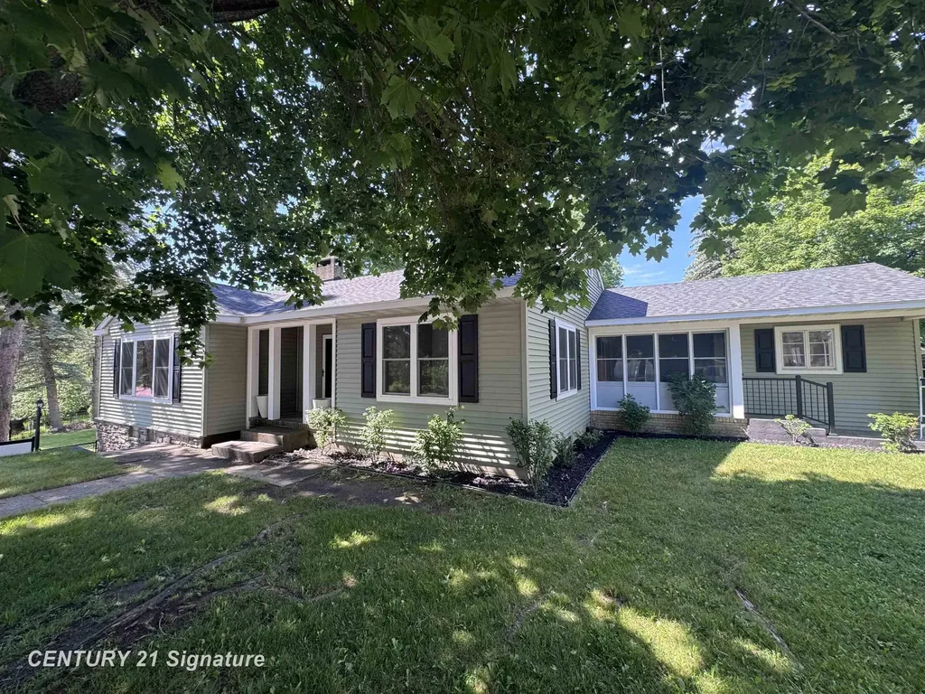 200 S Fifth Street Higgins Township MI 48653