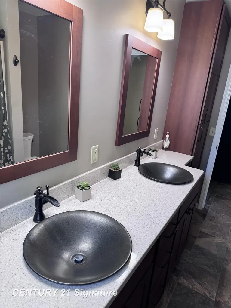 200 S Fifth Street Higgins Township MI 48653