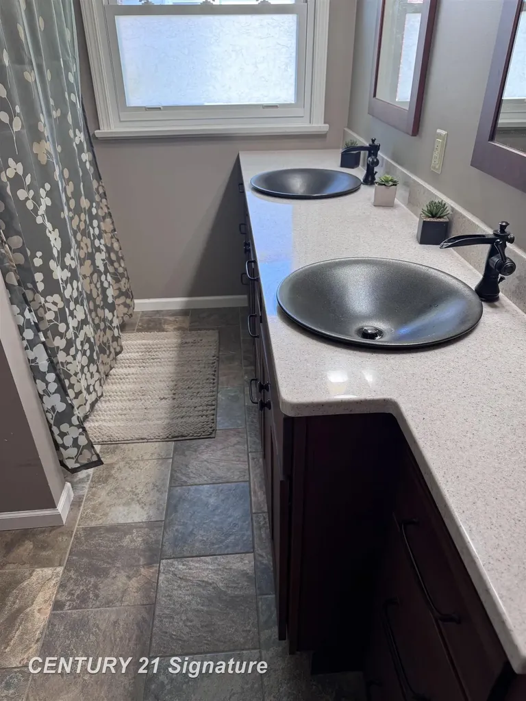 200 S Fifth Street Higgins Township MI 48653
