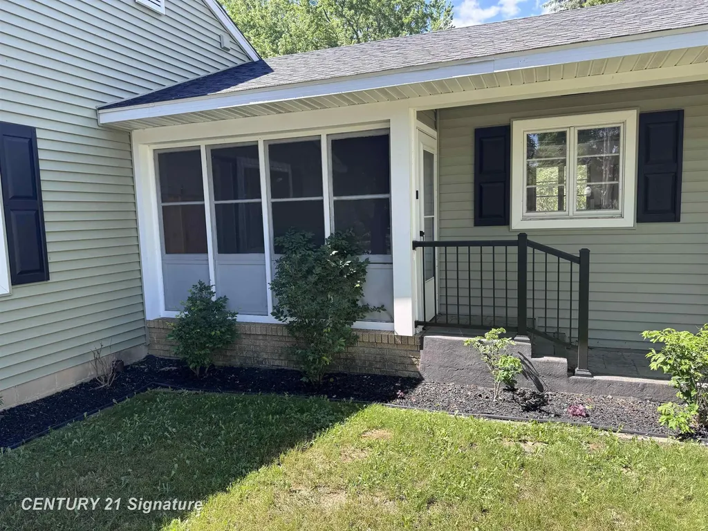 200 S Fifth Street Higgins Township MI 48653