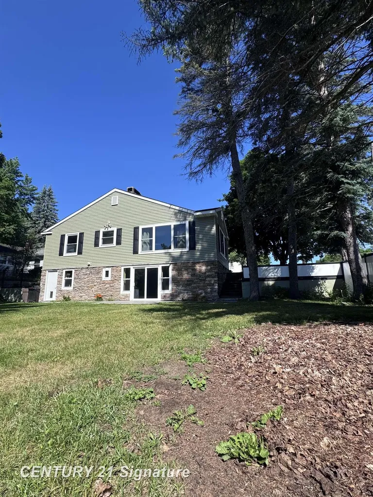 200 S Fifth Street Higgins Township MI 48653