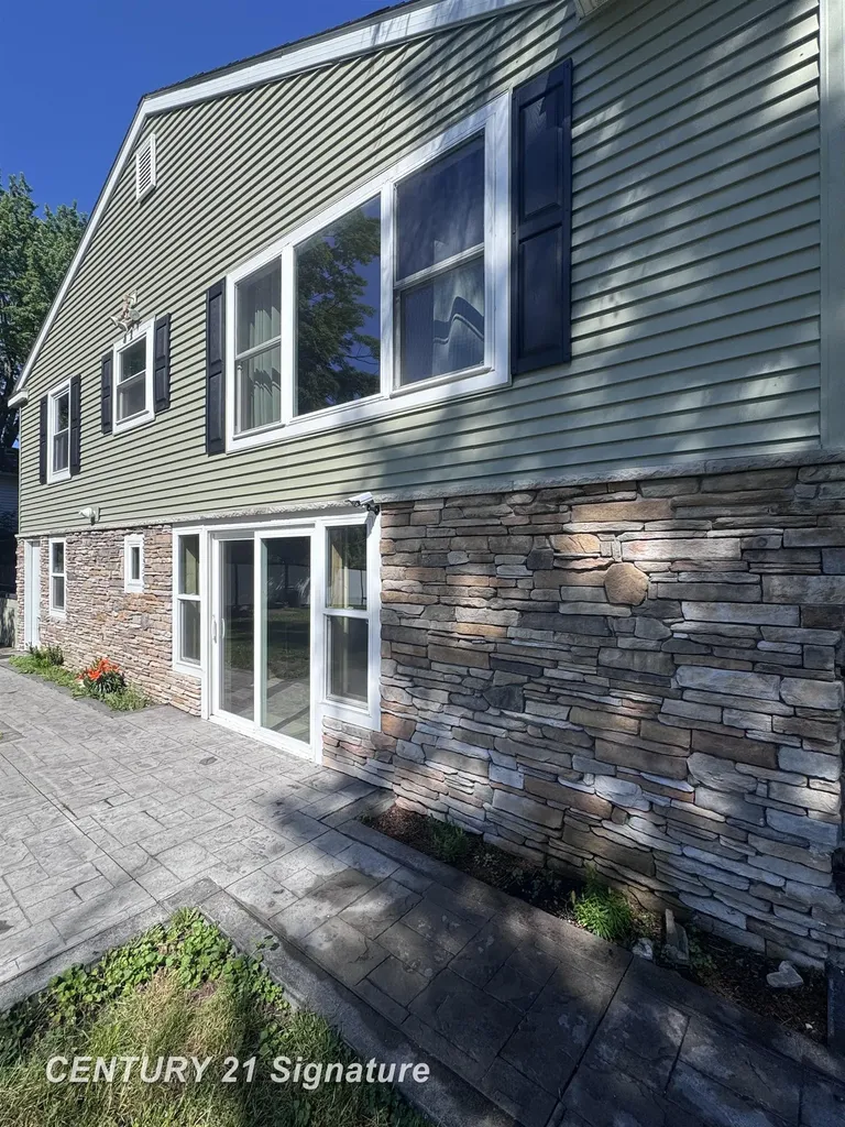 200 S Fifth Street Higgins Township MI 48653