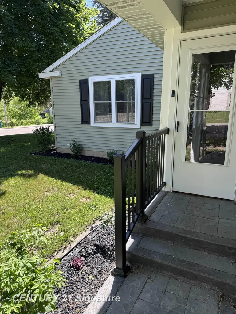 200 S Fifth Street Higgins Township MI 48653