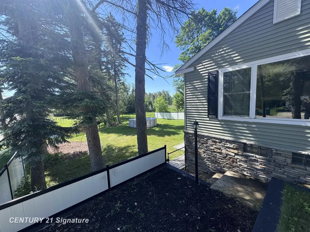 200 S Fifth Street Higgins Township MI 48653