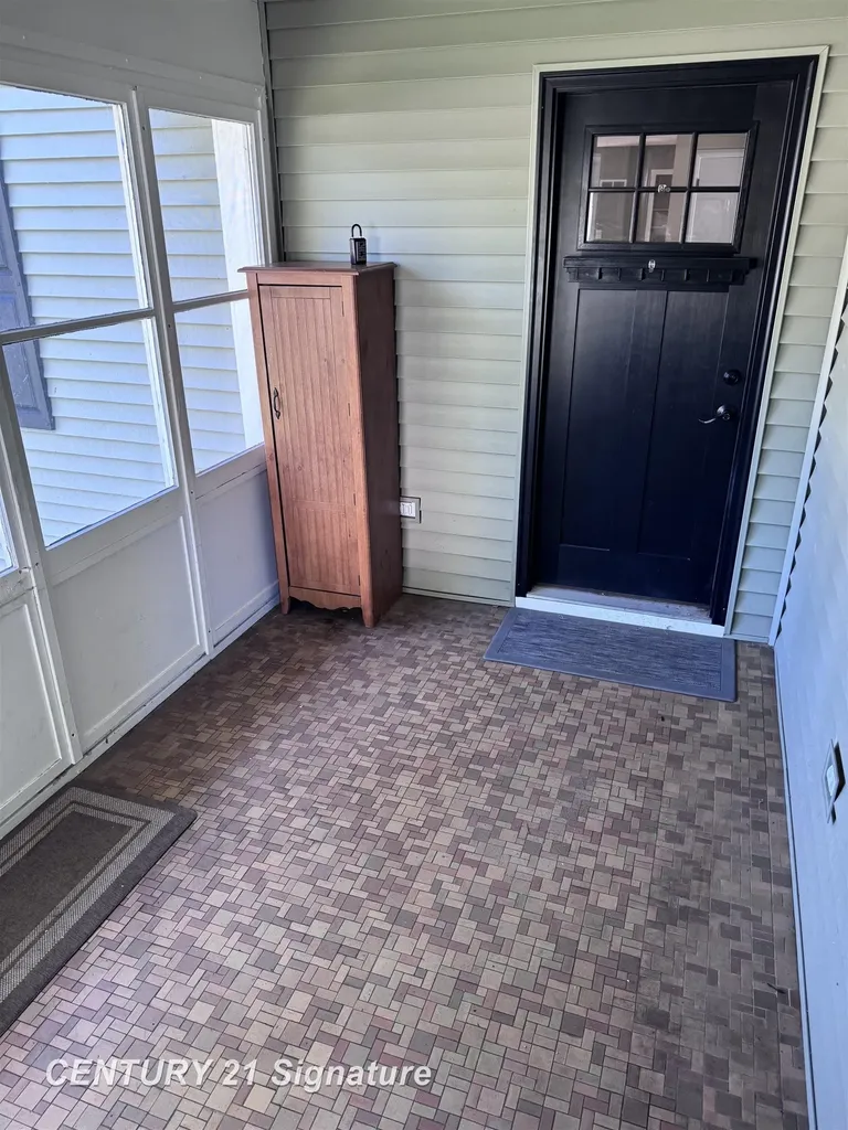 200 S Fifth Street Higgins Township MI 48653