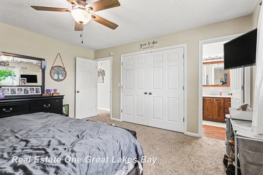 2931 Krueger Place Saginaw Charter Township MI 48603