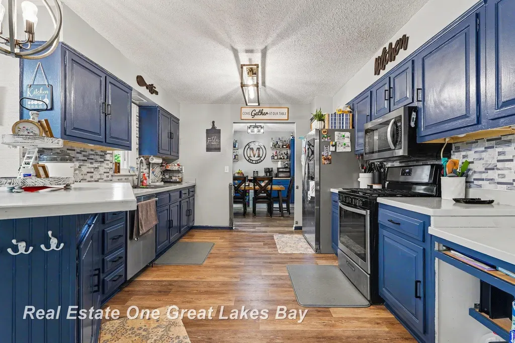 2931 Krueger Place Saginaw Charter Township MI 48603