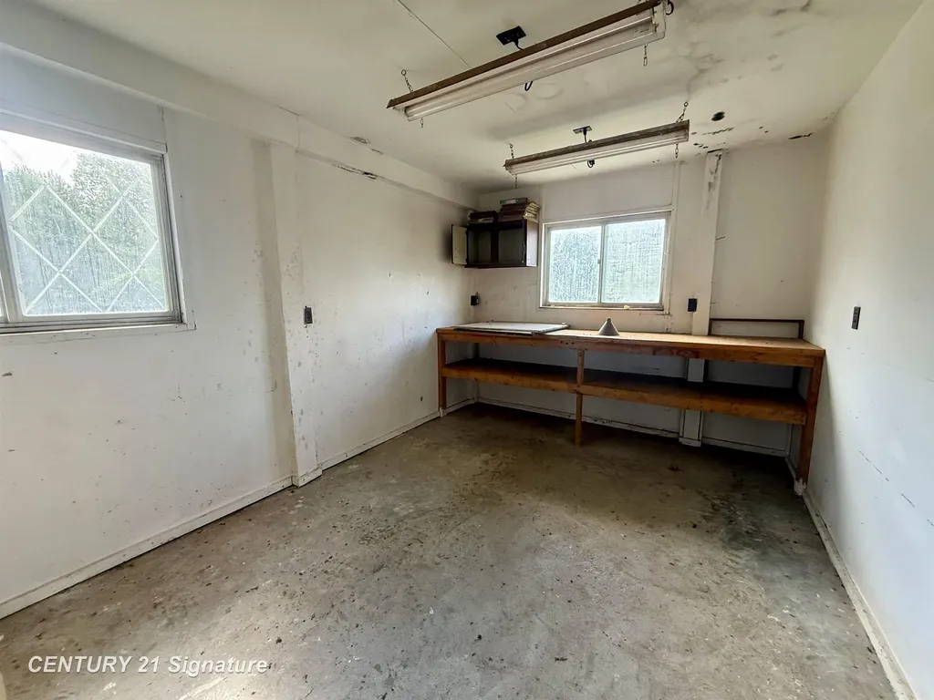 6641 Pierce Road Kochville Township MI 48623