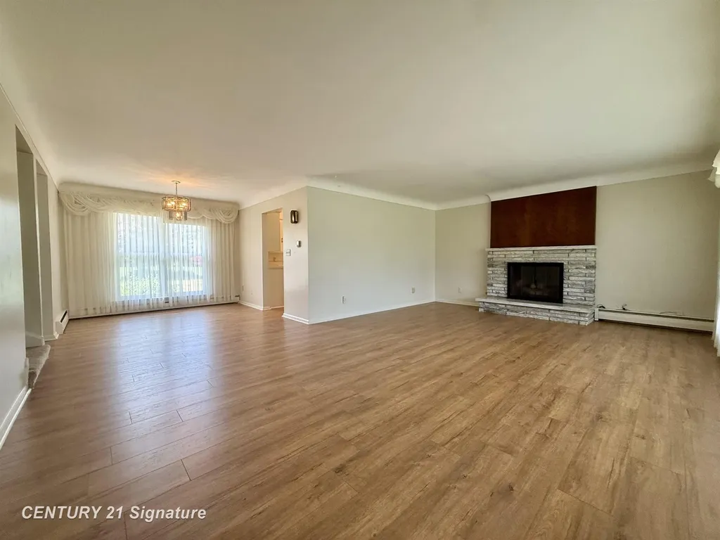6641 Pierce Road Kochville Township MI 48623
