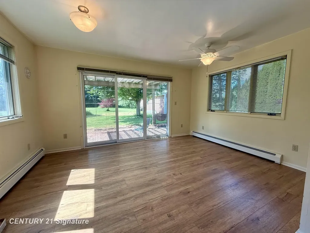 6641 Pierce Road Kochville Township MI 48623