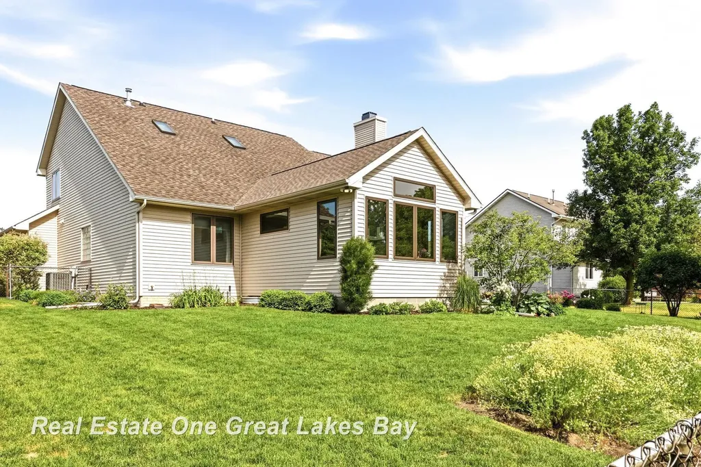 5375 Jillian Drive Monitor Charter Township MI 48706