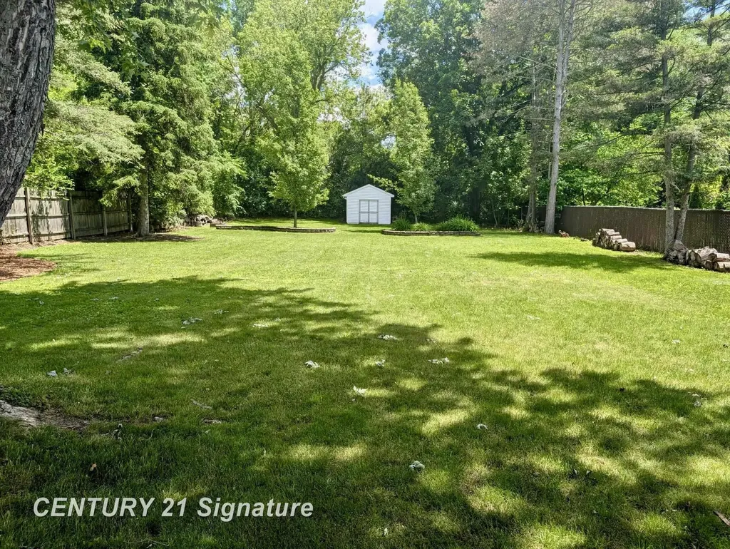 771 S Frost Drive Saginaw Charter Township MI 48638