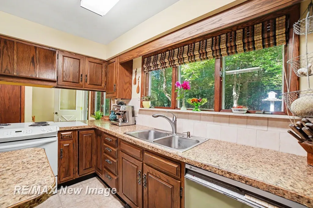 4093 Pruess Road Richland Township MI 48623