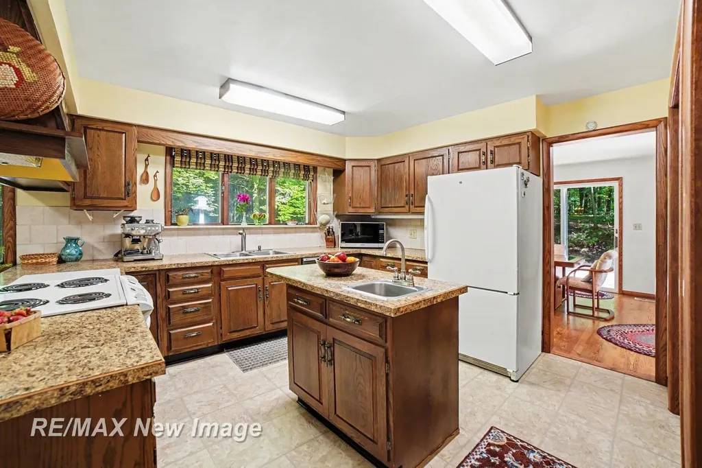 4093 Pruess Road Richland Township MI 48623