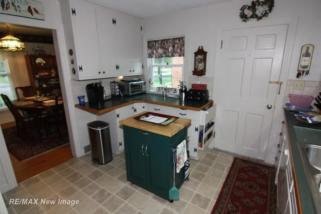2217 Mershon Street Saginaw City MI 48602