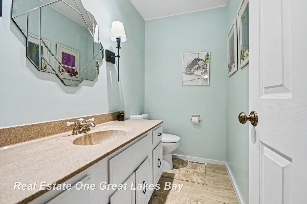 2338 Bay Woods Court Frankenlust Township MI 48706