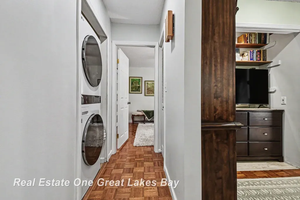 2338 Bay Woods Court Frankenlust Township MI 48706