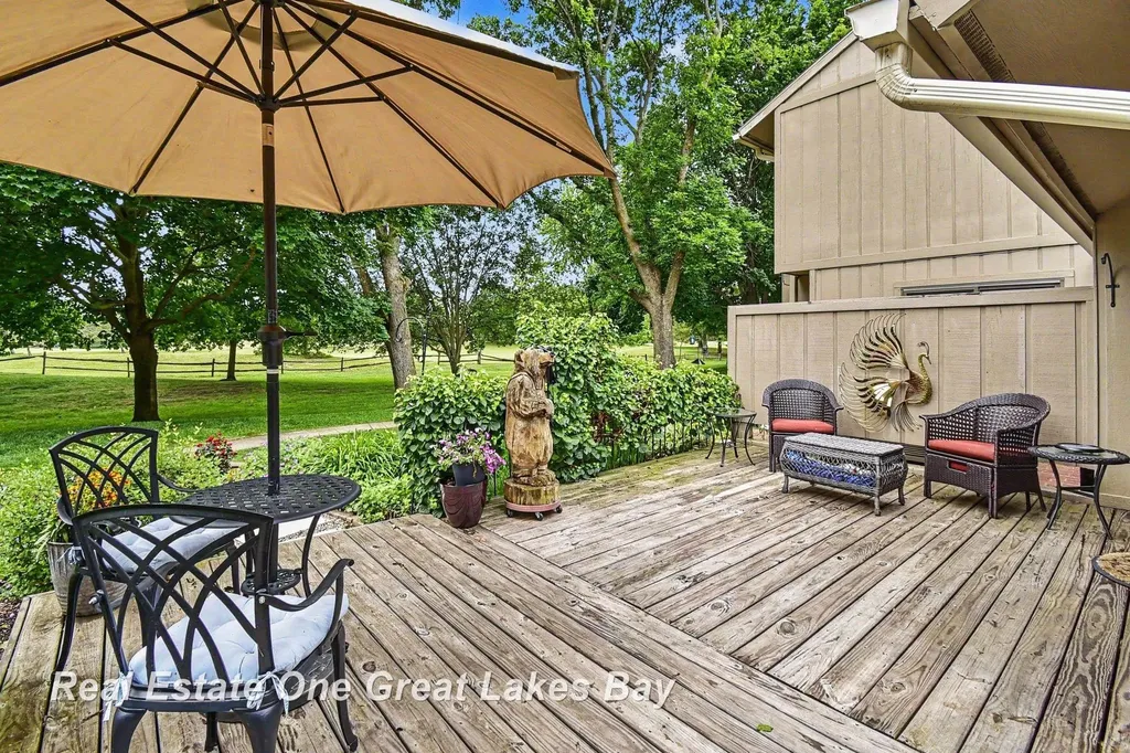 2338 Bay Woods Court Frankenlust Township MI 48706