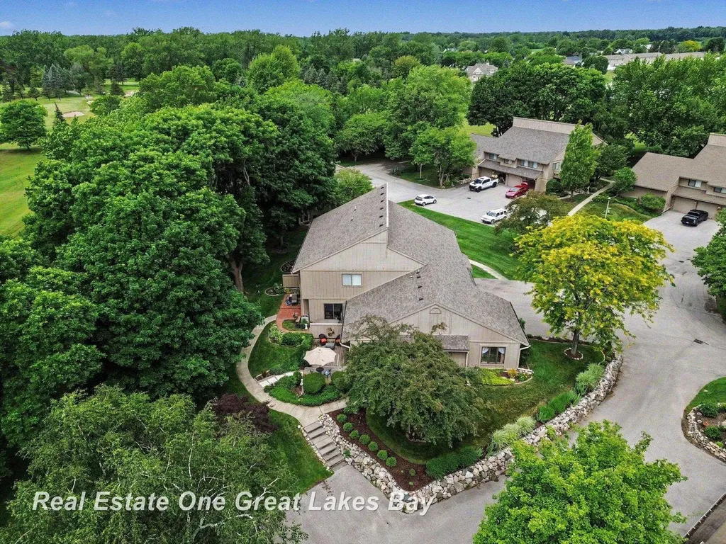 2338 Bay Woods Court Frankenlust Township MI 48706