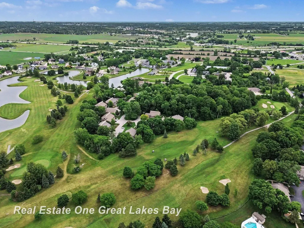 2338 Bay Woods Court Frankenlust Township MI 48706