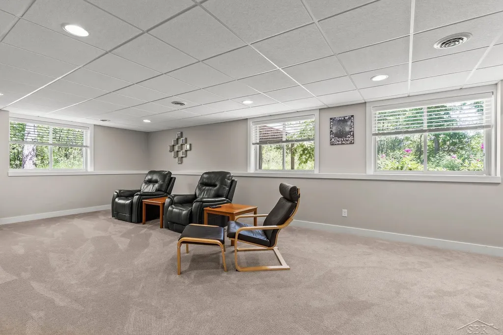 2616 Deerwood Circle Midland City MI 48642