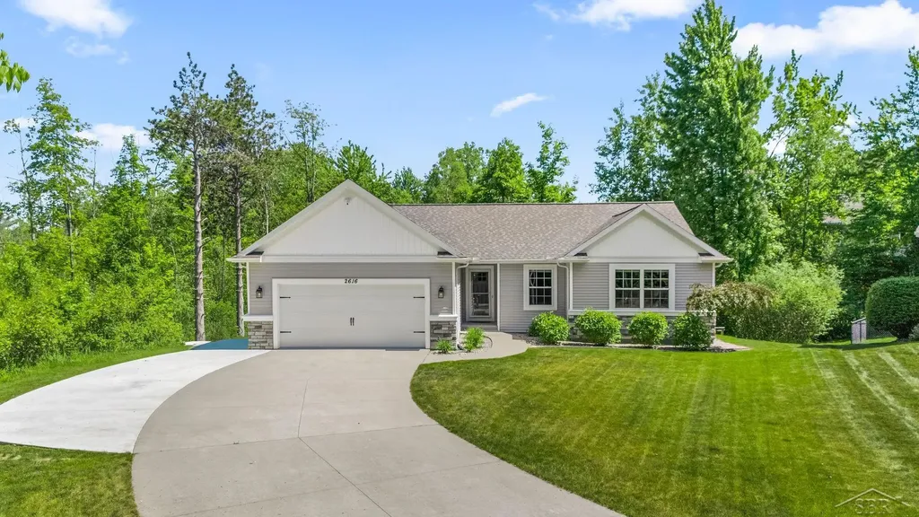 2616 Deerwood Circle Midland City MI 48642