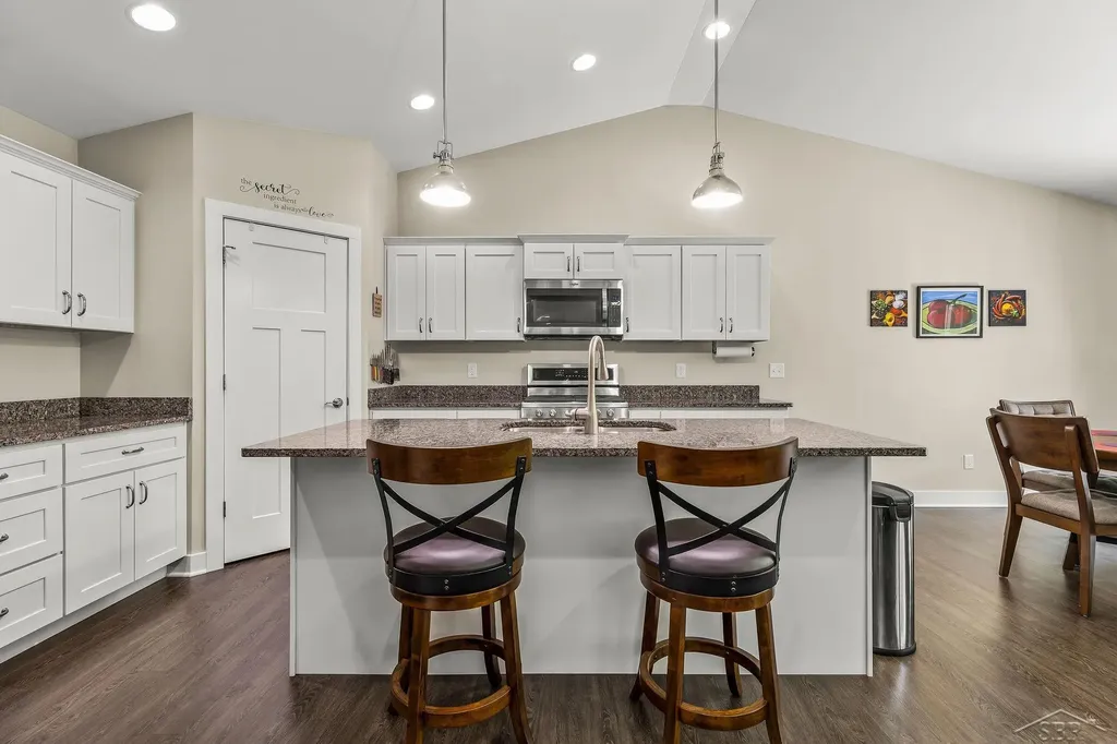 2616 Deerwood Circle Midland City MI 48642
