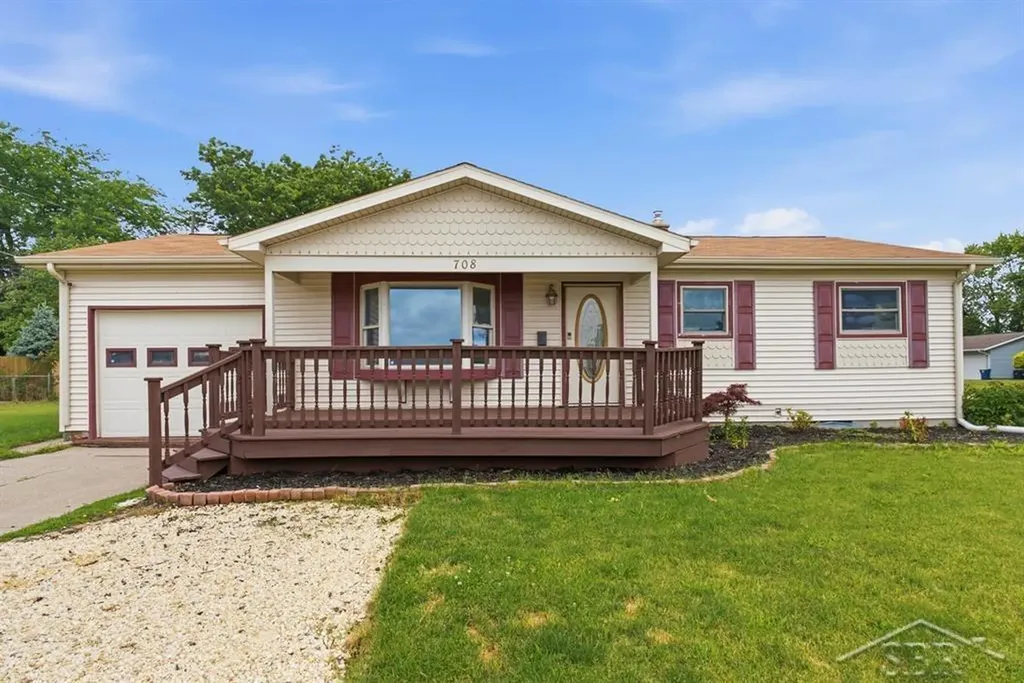 708 Piper Drive Carrollton Township MI 48604