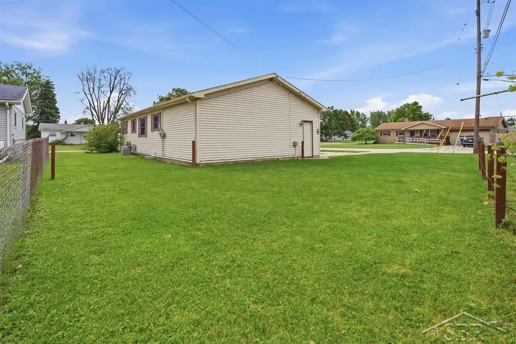 708 Piper Drive Carrollton Township MI 48604