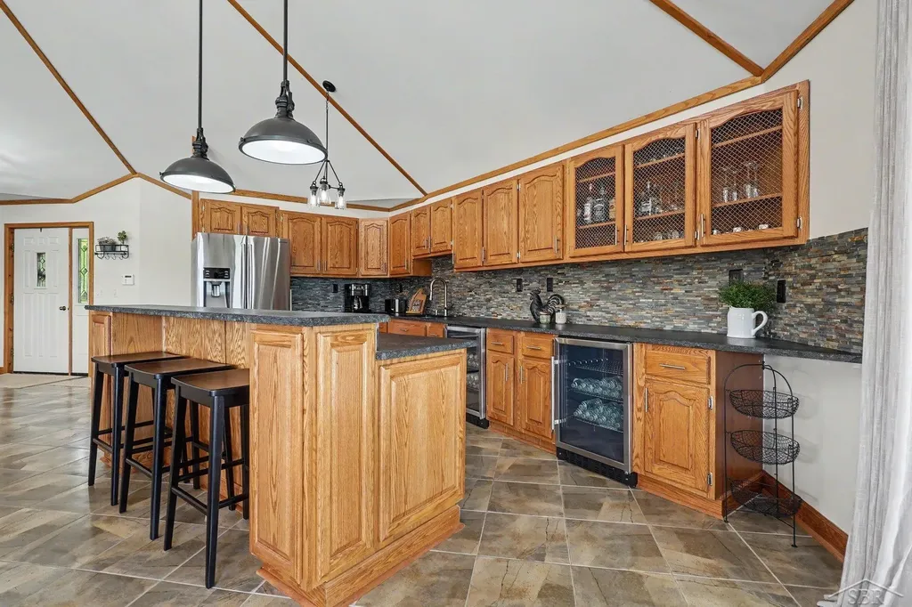 4991 N Pointe Drive Edenville Township MI 48657
