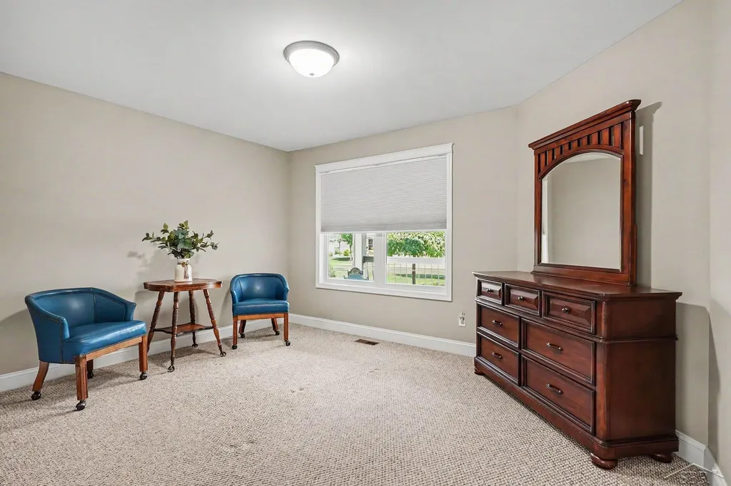 102 Tuscany Circle Saginaw Charter Township MI 48603