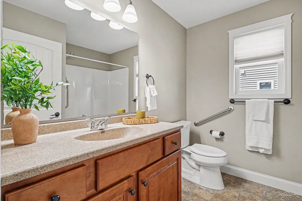 102 Tuscany Circle Saginaw Charter Township MI 48603