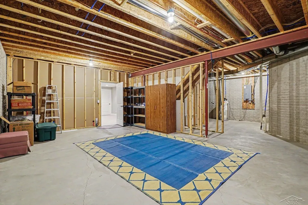 102 Tuscany Circle Saginaw Charter Township MI 48603