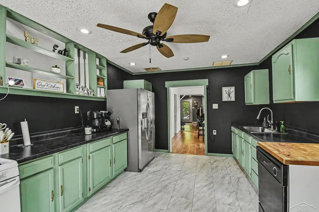 1009 22nd Street Bay City City MI 48708