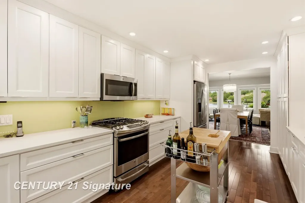 2715 Inverness Drive Frankenlust Township MI 48706