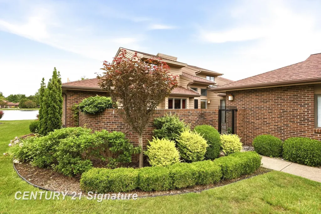 2715 Inverness Drive Frankenlust Township MI 48706