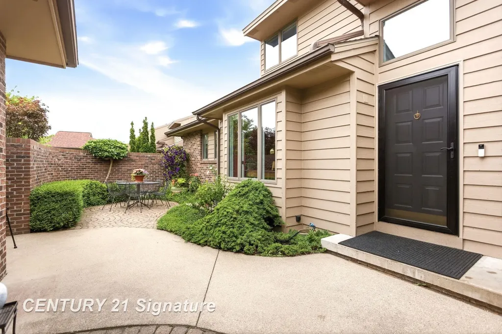 2715 Inverness Drive Frankenlust Township MI 48706
