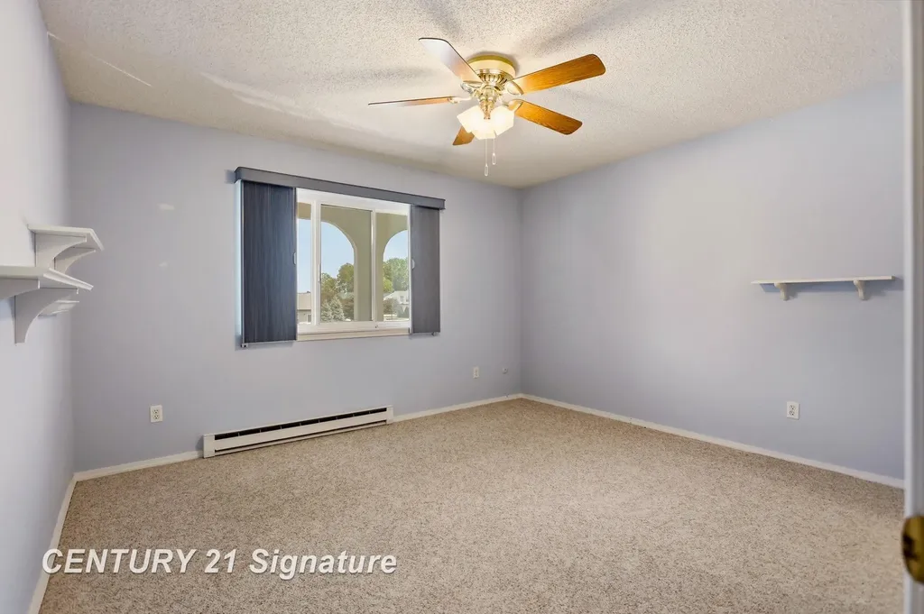 719 Kennely Road Saginaw Charter Township MI 48609