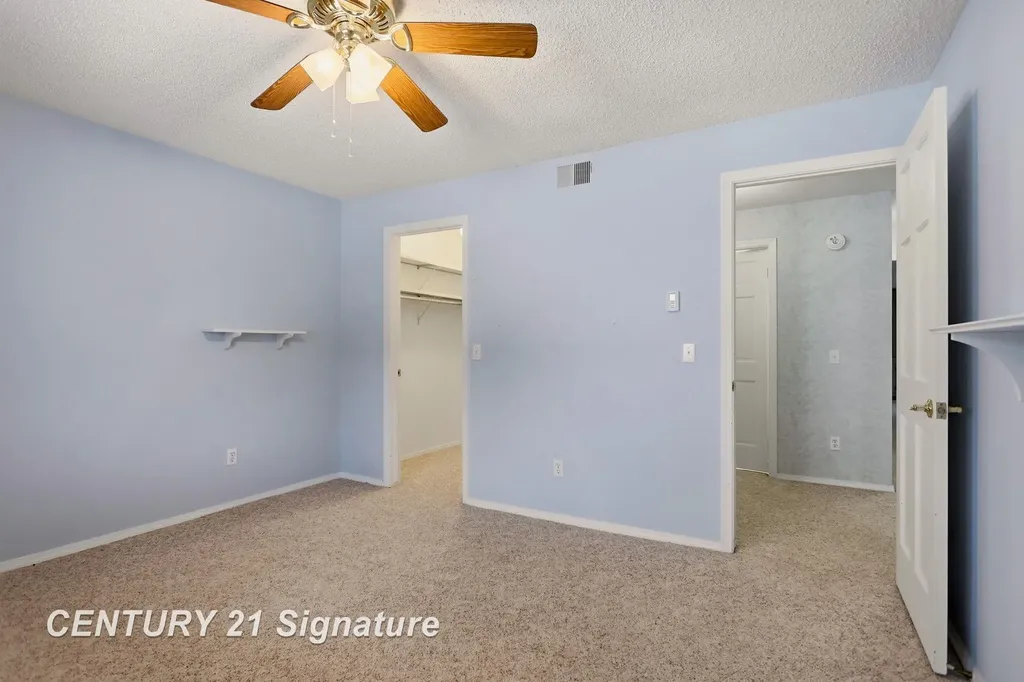 719 Kennely Road Saginaw Charter Township MI 48609