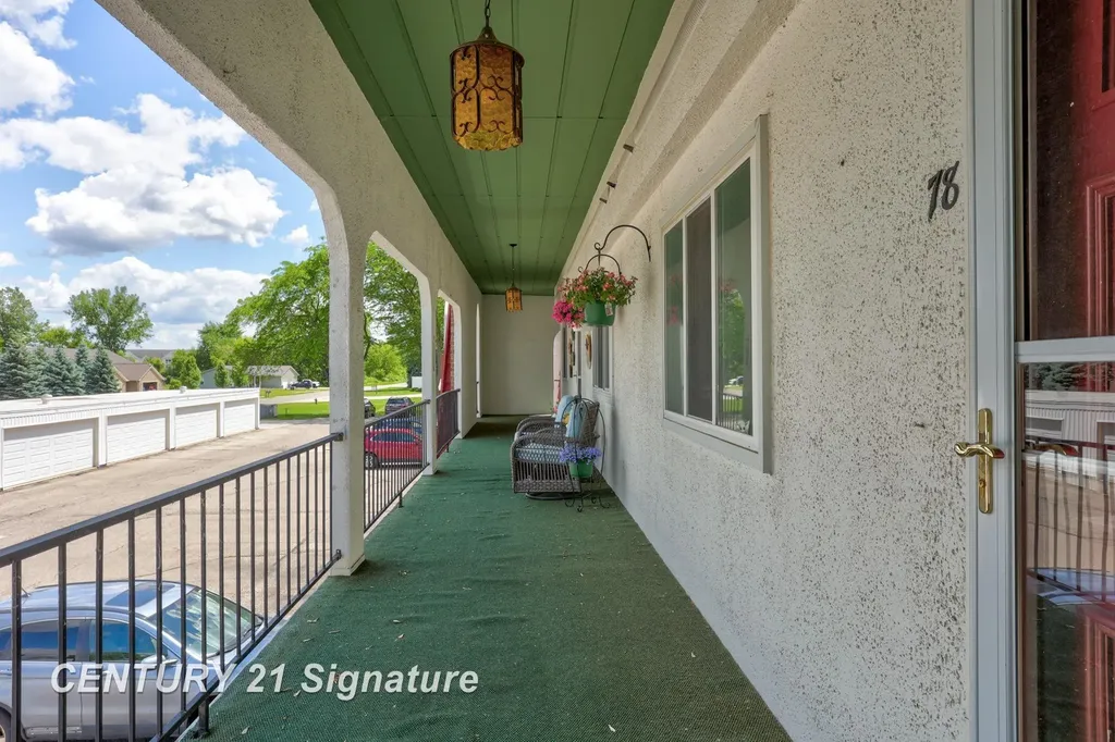 719 Kennely Road Saginaw Charter Township MI 48609