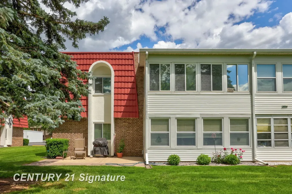 719 Kennely Road Saginaw Charter Township MI 48609
