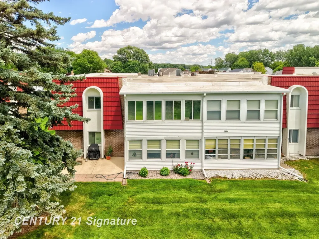 719 Kennely Road Saginaw Charter Township MI 48609