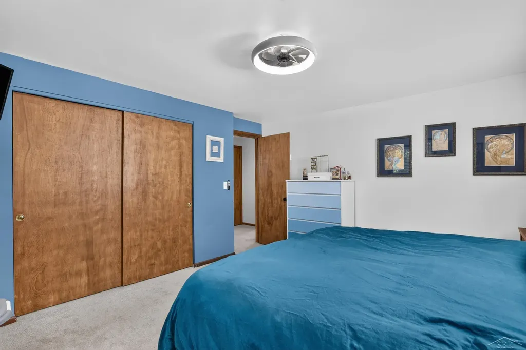 2112 Hillgrove Parkway Midland City MI 48642
