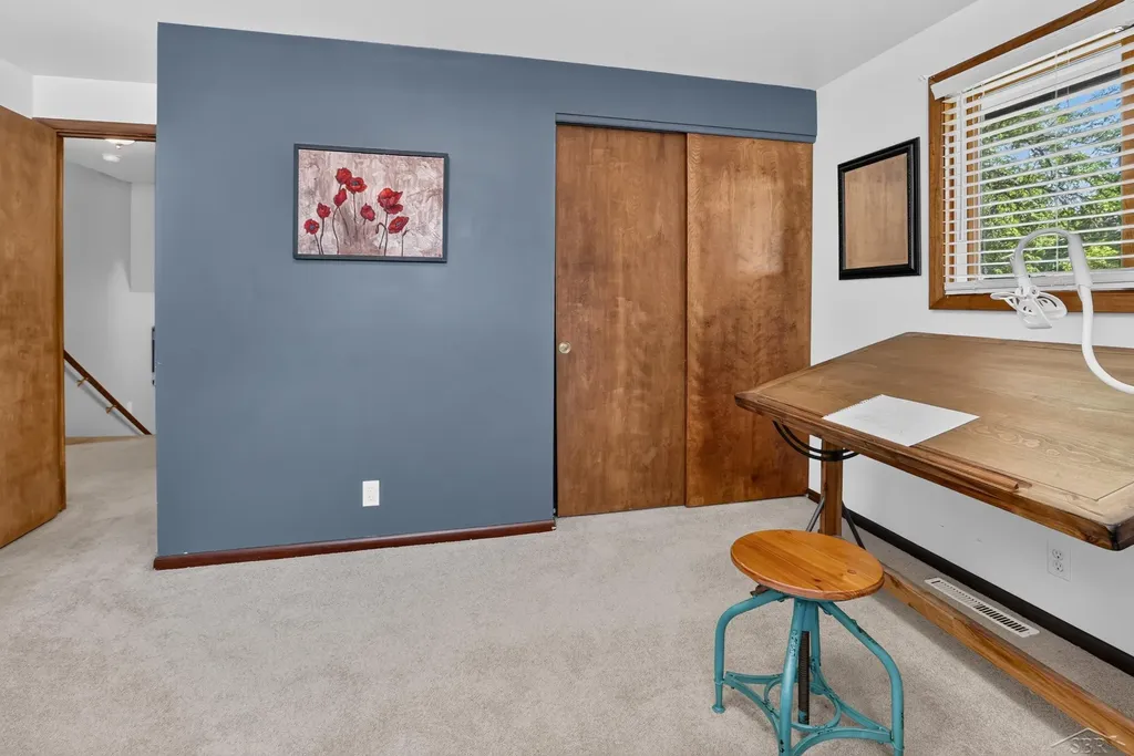 2112 Hillgrove Parkway Midland City MI 48642