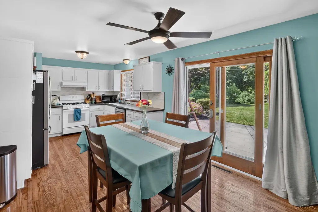 2112 Hillgrove Parkway Midland City MI 48642