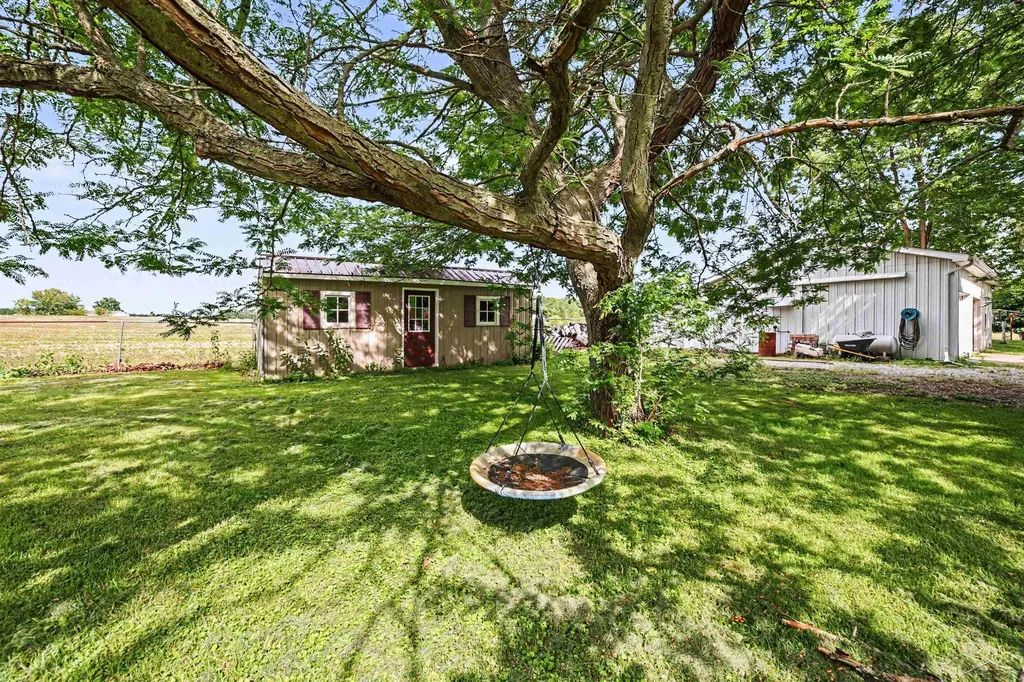 7123 Dixie Highway Bridgeport Charter Township MI 48722