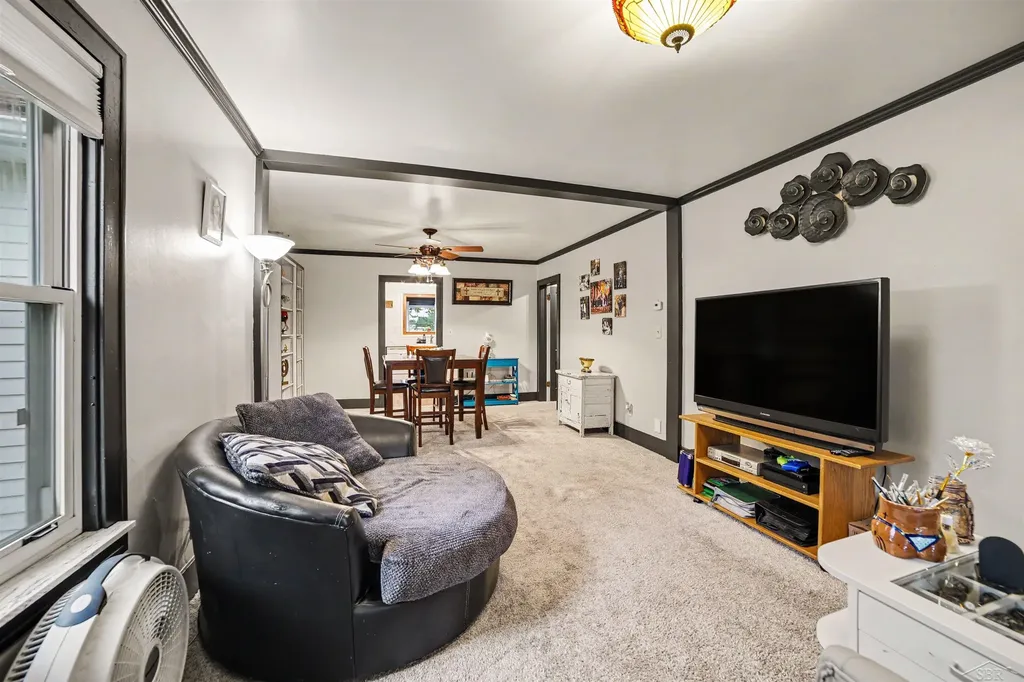 7123 Dixie Highway Bridgeport Charter Township MI 48722