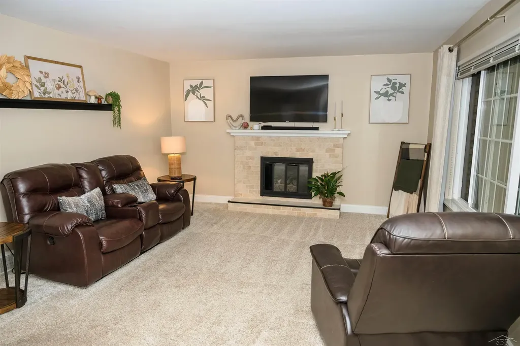 4201 Sweetbriar Dr. Drive Saginaw Charter Township MI 48603
