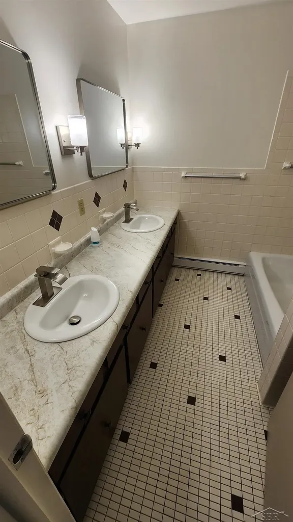 240 W Tuscola Unit 15 Street Frankenmuth City MI 48734